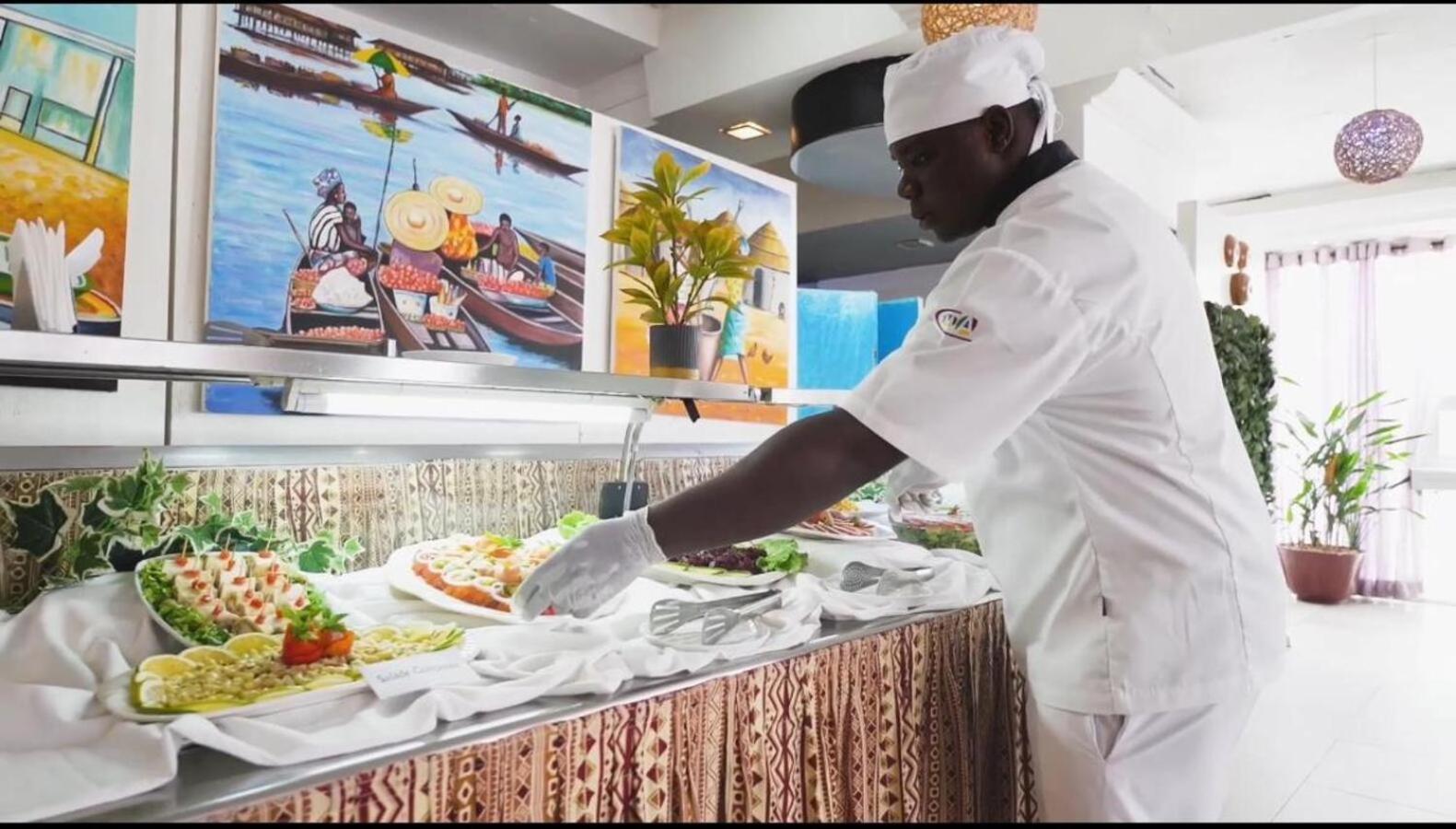 Nobila Airport Hotel Cotonou Kültér fotó