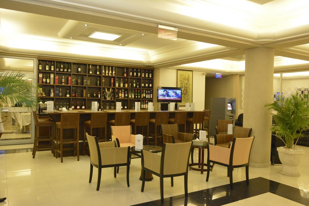 Nobila Airport Hotel Cotonou Kültér fotó