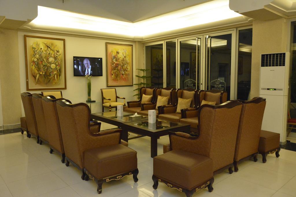 Nobila Airport Hotel Cotonou Kültér fotó