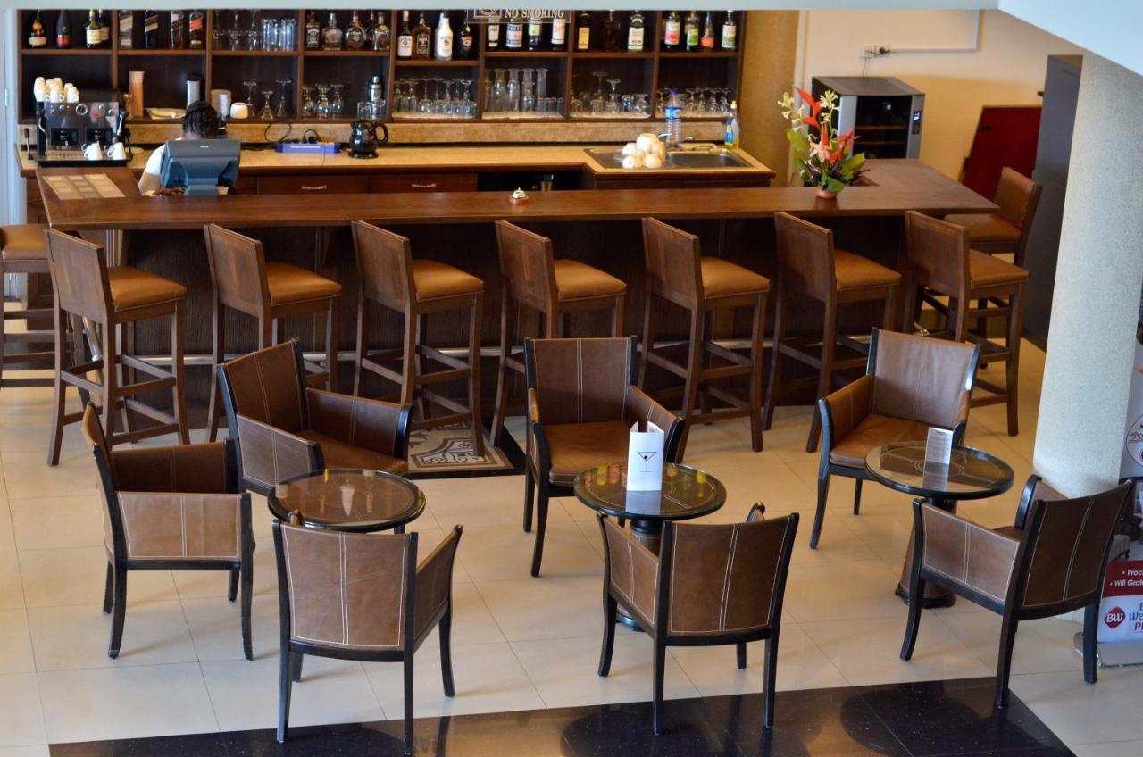 Nobila Airport Hotel Cotonou Kültér fotó